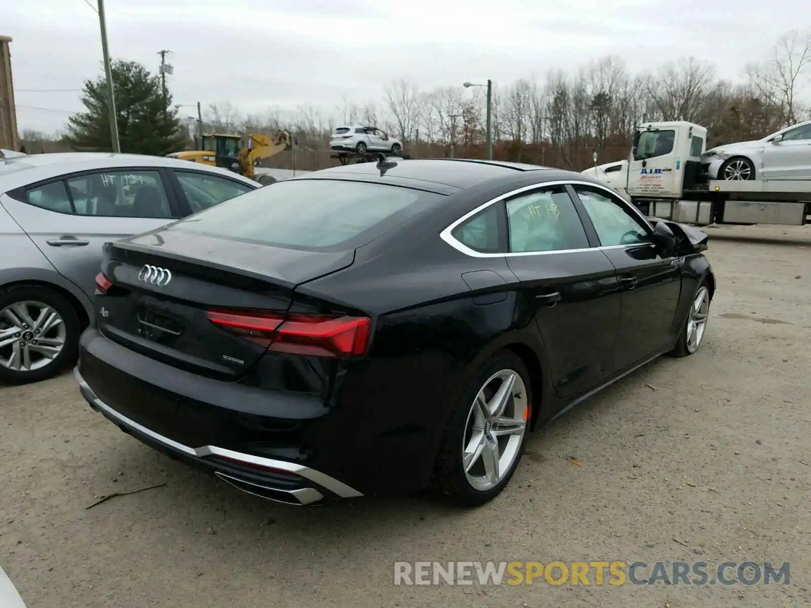 4 Photograph of a damaged car WAUDACF50MA010124 AUDI A5 2021