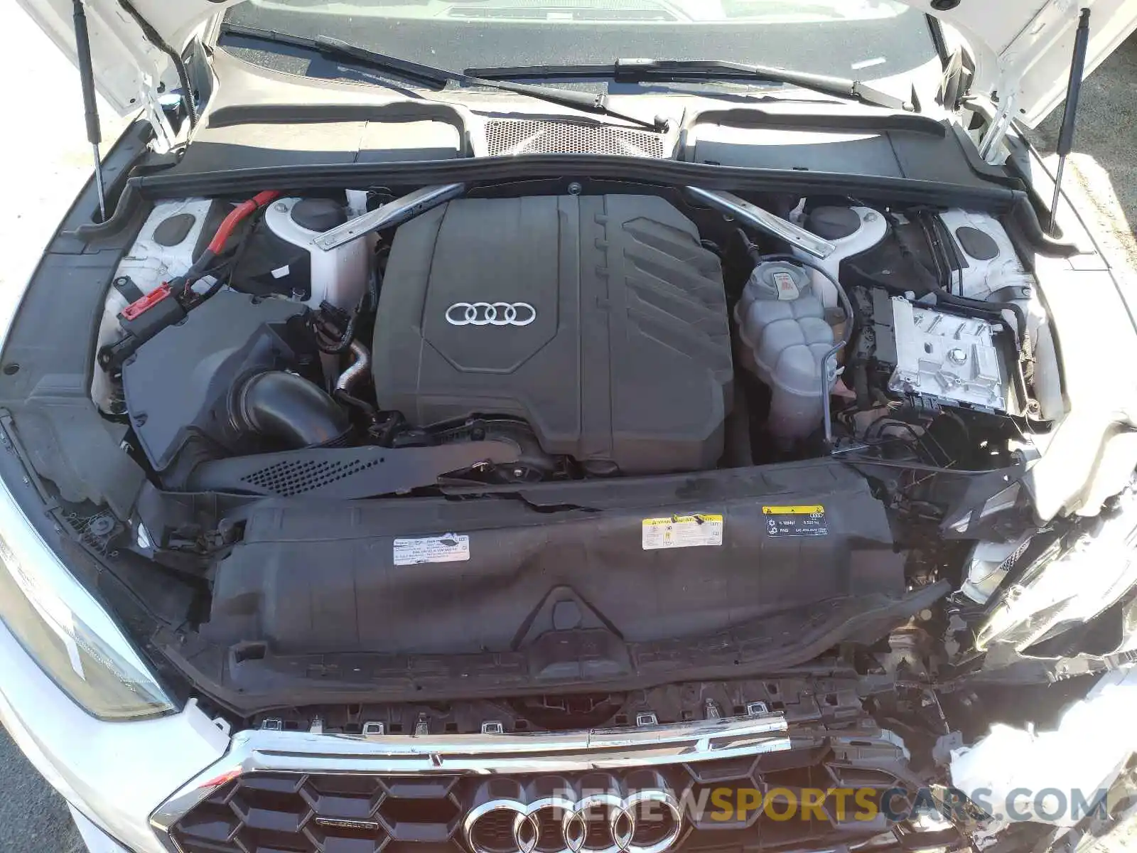 7 Фотография поврежденного автомобиля WAUDACF50MA010673 AUDI A5 2021