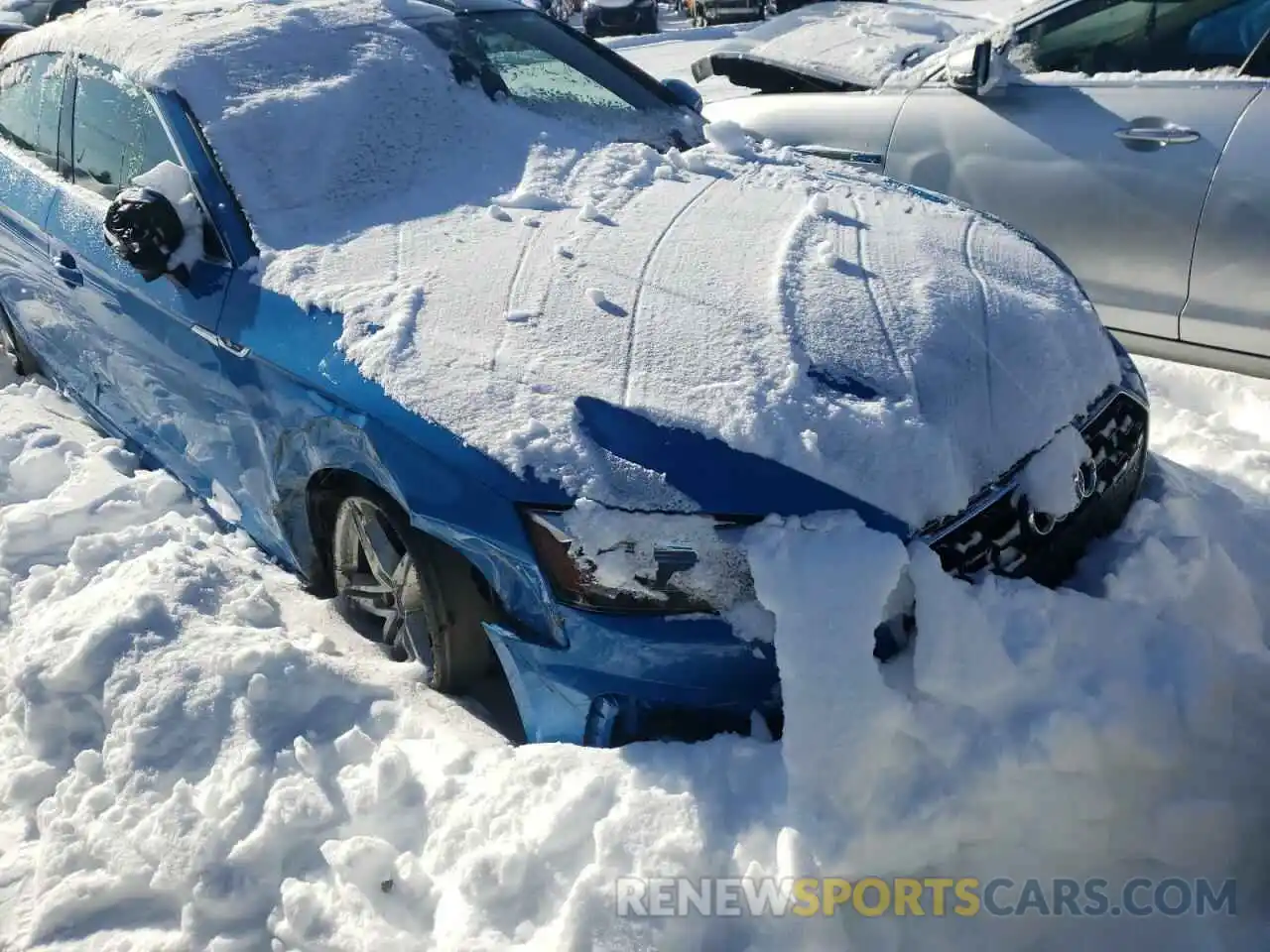 9 Photograph of a damaged car WAUDACF50MA012522 AUDI A5 2021