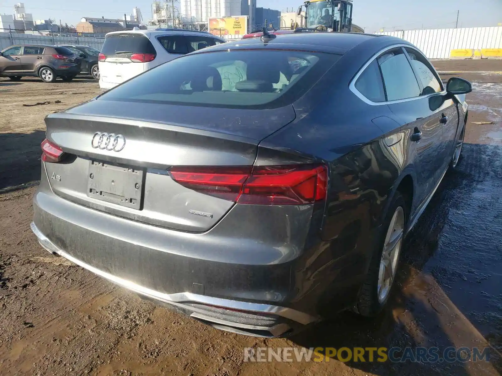 4 Фотография поврежденного автомобиля WAUDACF51MA012173 AUDI A5 2021