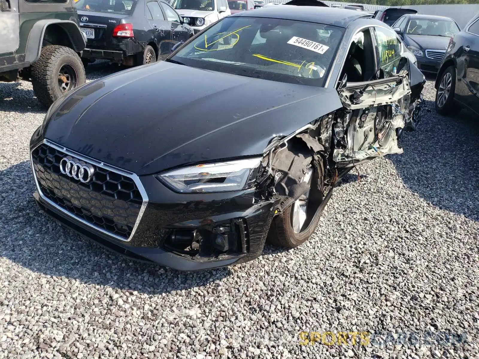 2 Фотография поврежденного автомобиля WAUDACF52MA008942 AUDI A5 2021