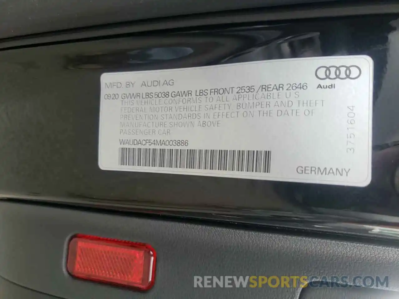 10 Фотография поврежденного автомобиля WAUDACF54MA003886 AUDI A5 2021