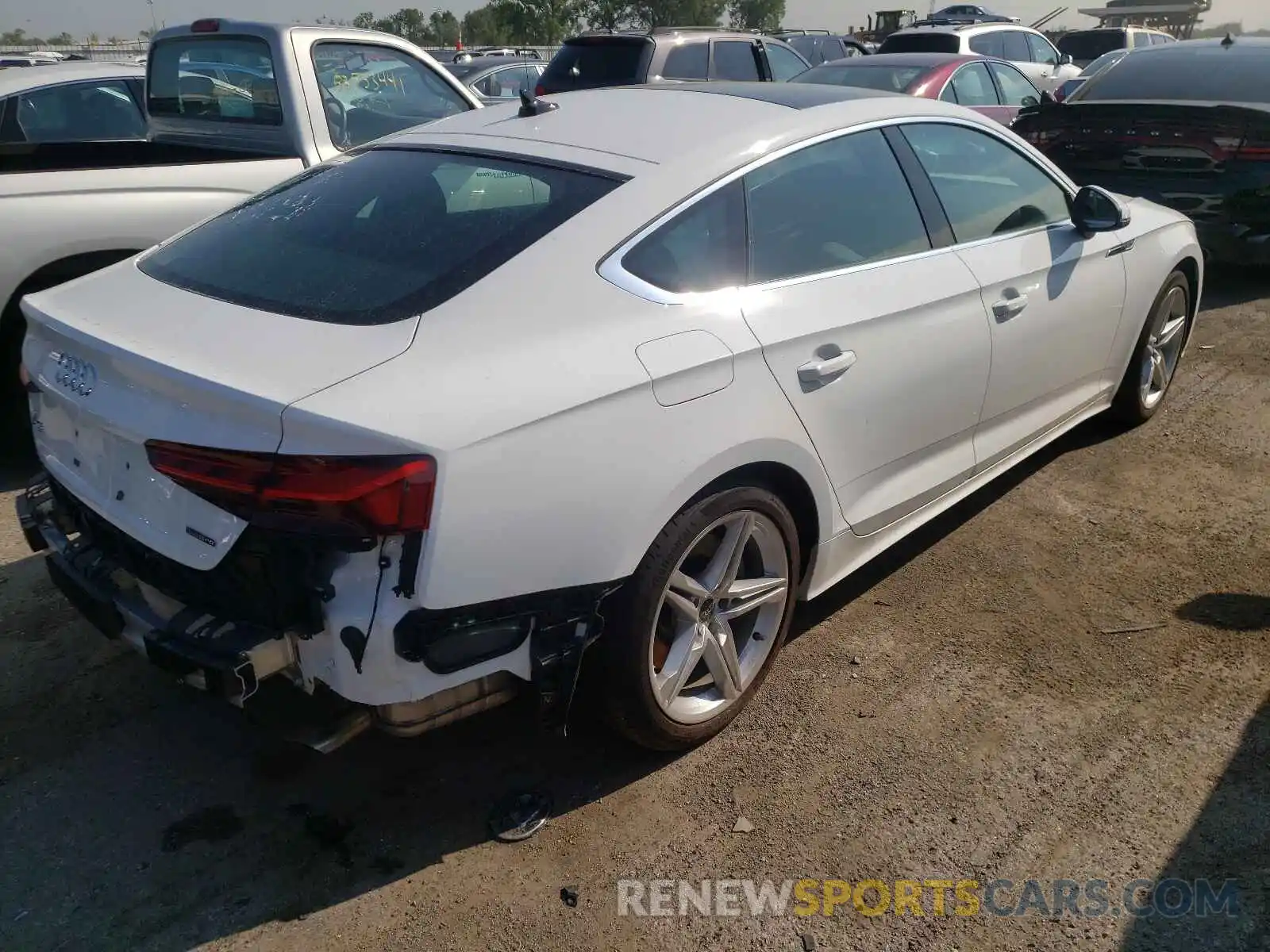 4 Photograph of a damaged car WAUDACF56MA059280 AUDI A5 2021