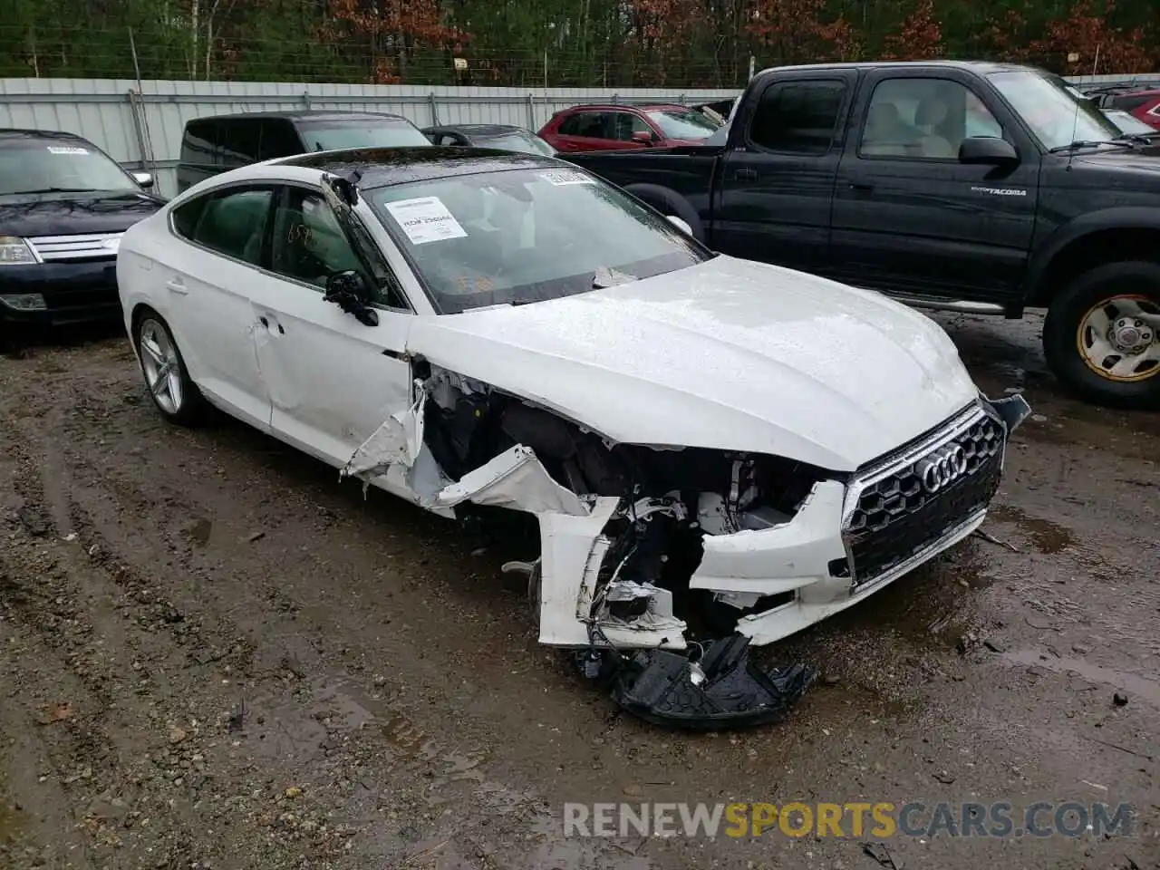 9 Photograph of a damaged car WAUDACF57MA044240 AUDI A5 2021