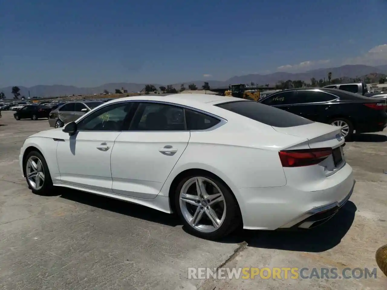 3 Photograph of a damaged car WAUDACF5XMA016254 AUDI A5 2021