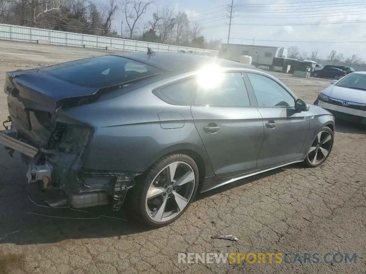 3 Photograph of a damaged car WAUFACF54MA043734 AUDI A5 2021