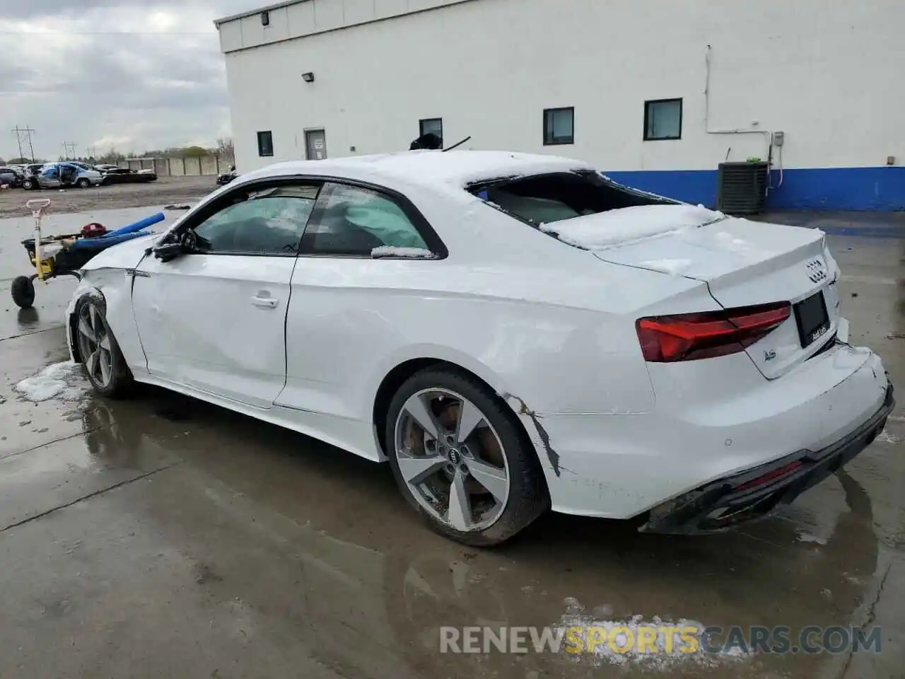 2 Фотография поврежденного автомобиля WAUTAAF54MA007825 AUDI A5 2021