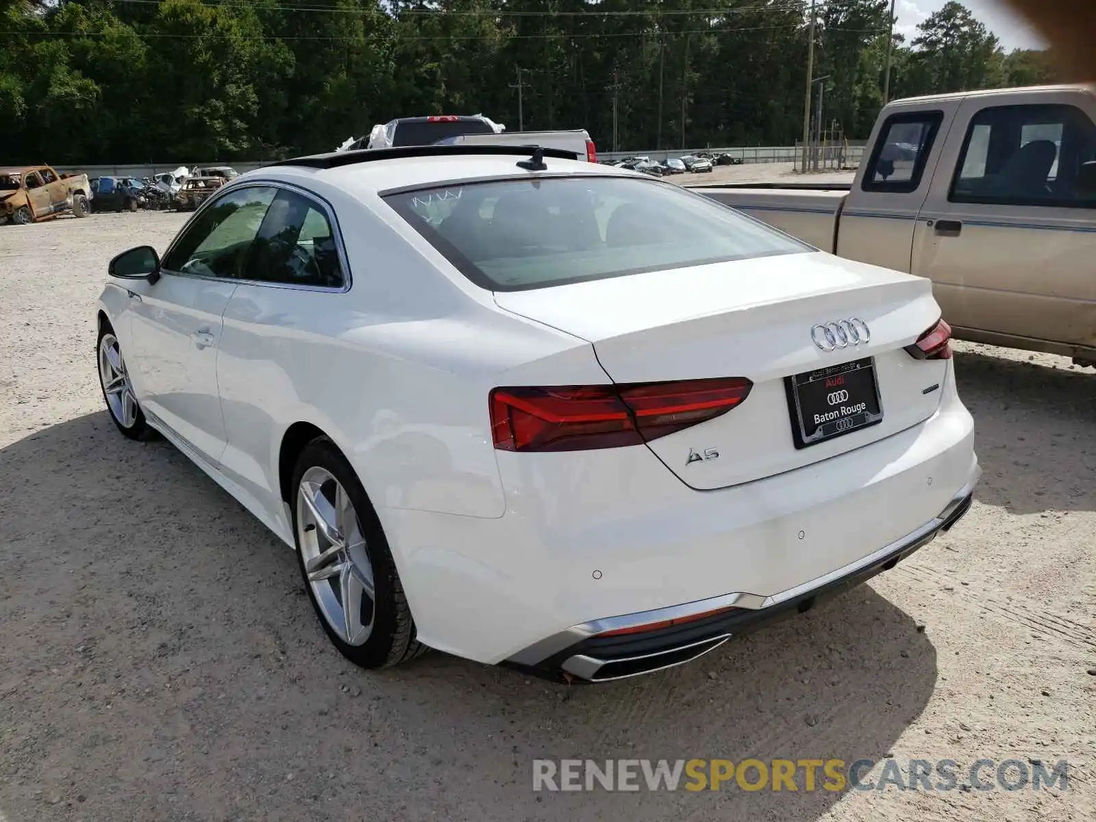 3 Photograph of a damaged car WAUTAAF58MA041671 AUDI A5 2021