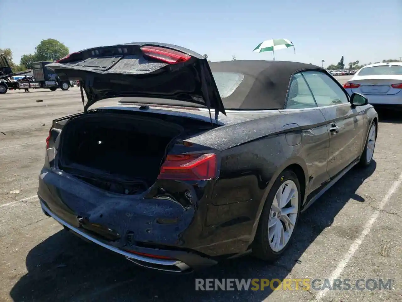 4 Photograph of a damaged car WAUWAGF56MN002294 AUDI A5 2021