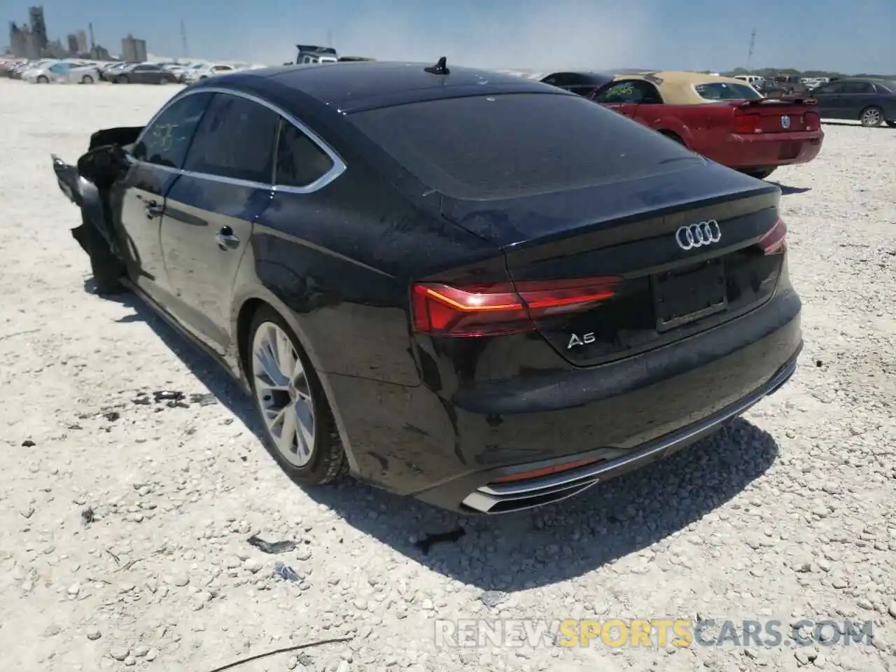 3 Фотография поврежденного автомобиля WAUABCF52NA009865 AUDI A5 2022