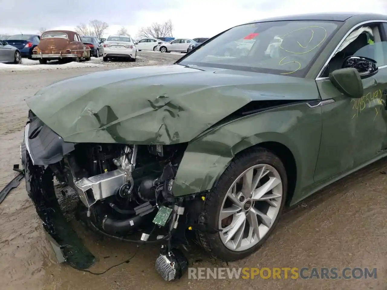 9 Photograph of a damaged car WAUABCF54NA010368 AUDI A5 2022