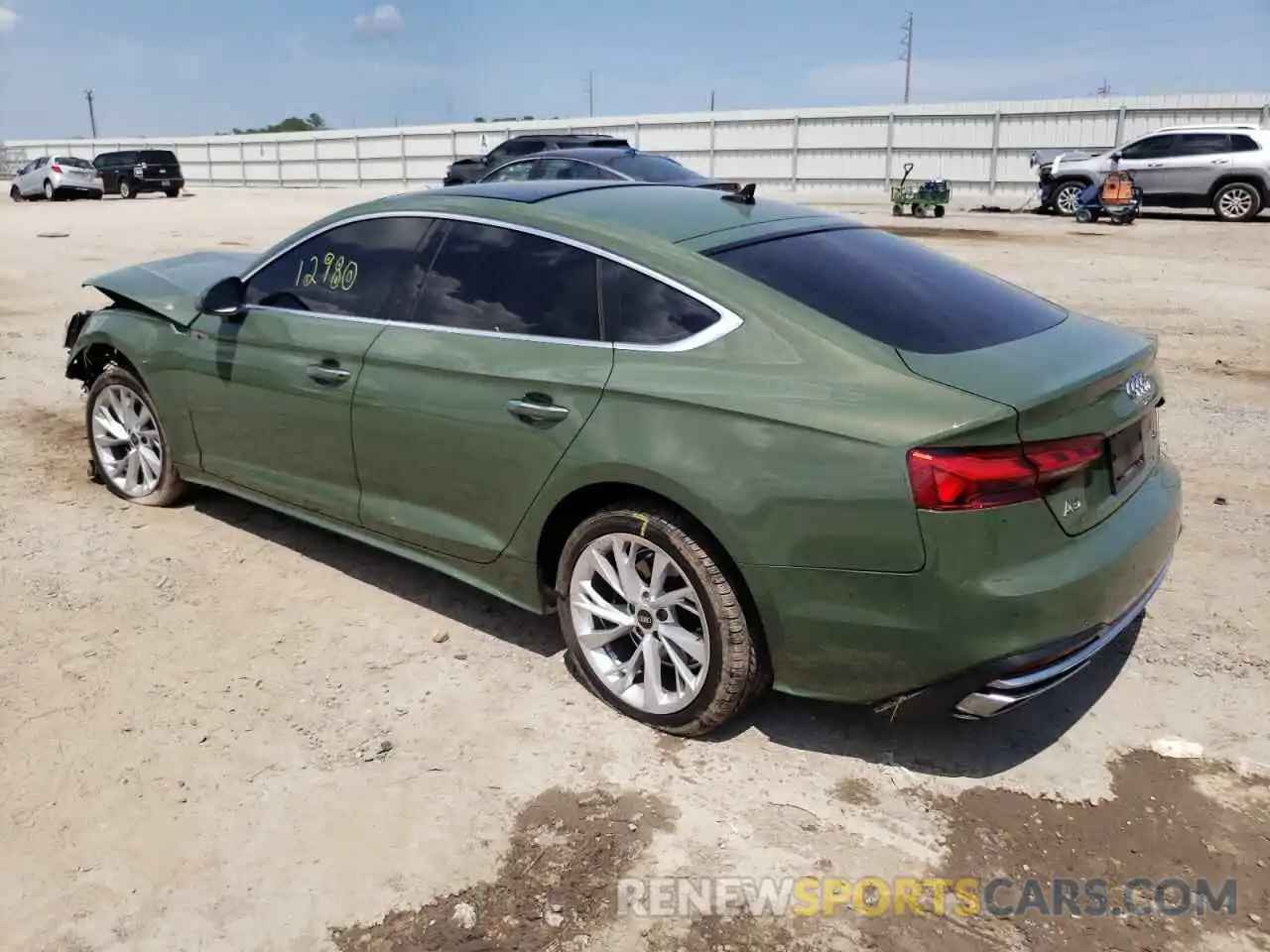 3 Фотография поврежденного автомобиля WAUABCF57NA009991 AUDI A5 2022