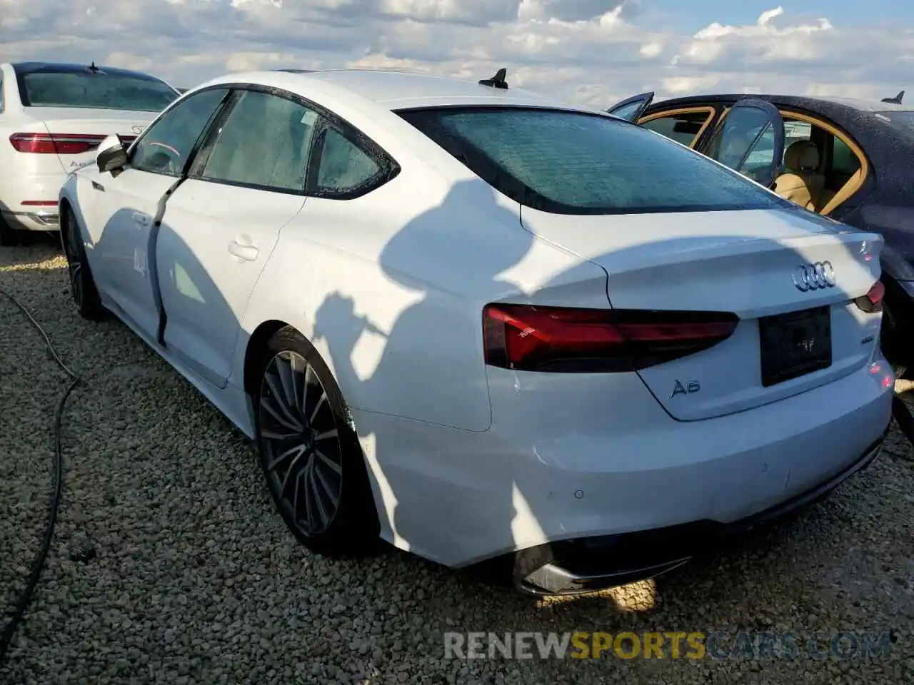 3 Photograph of a damaged car WAUBBCF55NA027992 AUDI A5 2022