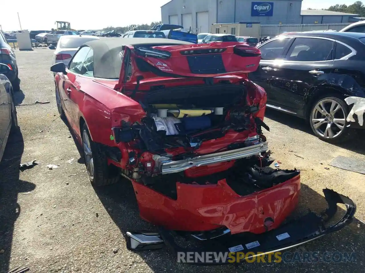 9 Photograph of a damaged car WAUYAGF52NN000438 AUDI A5 2022