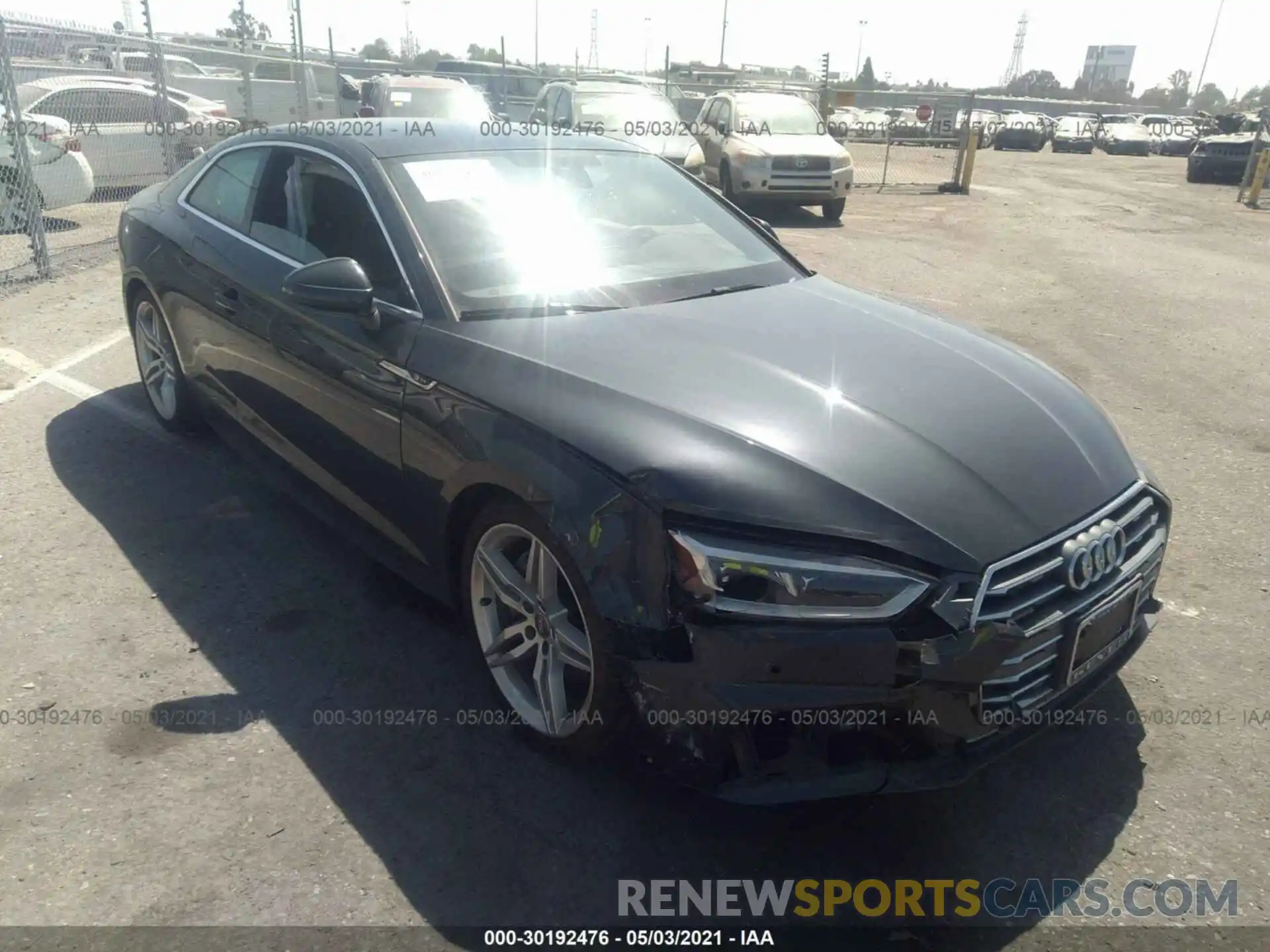 1 Фотография поврежденного автомобиля WAUTNAF54KA053866 AUDI A5 COUPE 2019