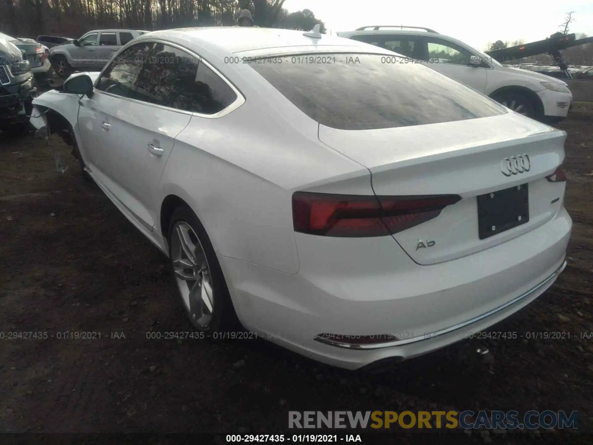 3 Фотография поврежденного автомобиля WAUANCF51KA059224 AUDI A5 SPORTBACK 2019