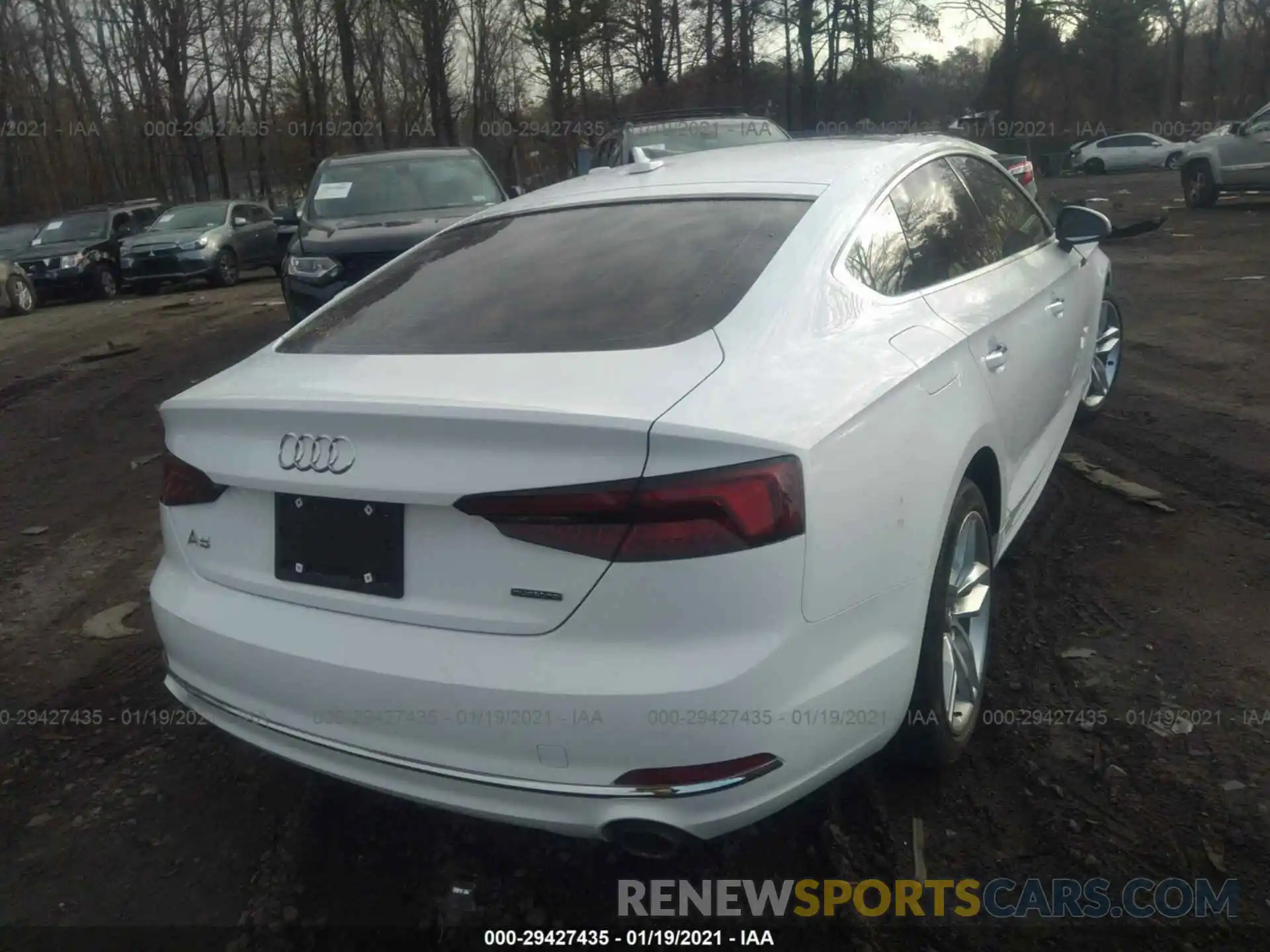 4 Фотография поврежденного автомобиля WAUANCF51KA059224 AUDI A5 SPORTBACK 2019