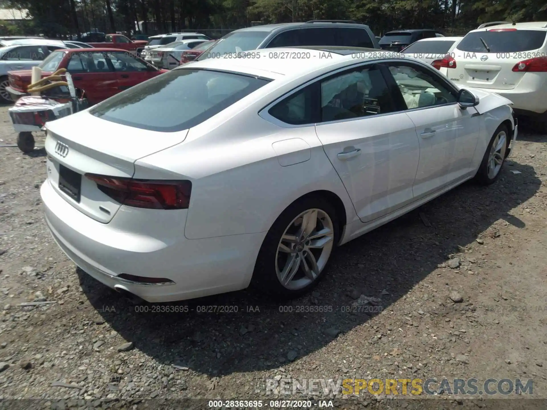 4 Photograph of a damaged car WAUANCF52KA064335 AUDI A5 SPORTBACK 2019