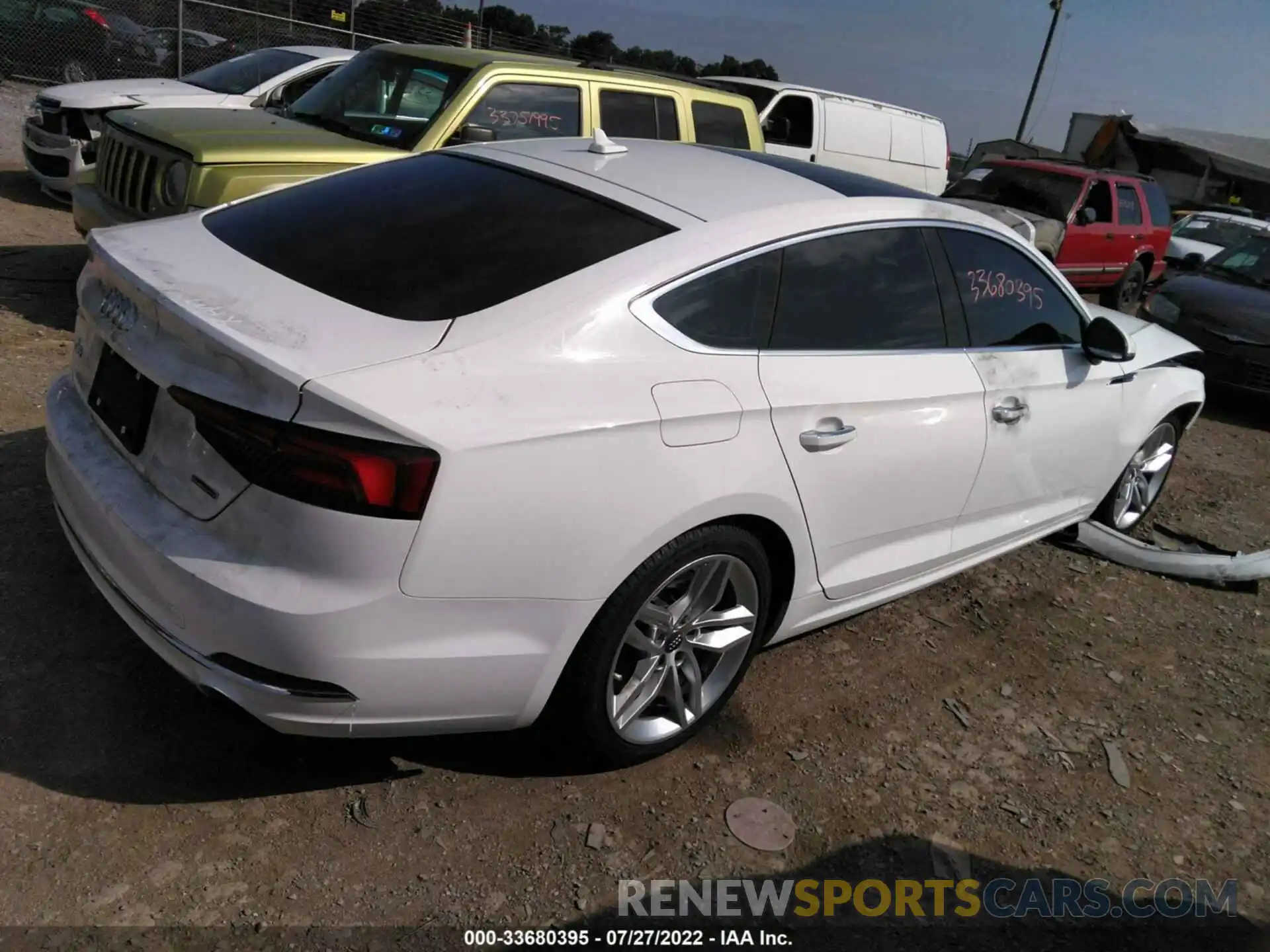 4 Photograph of a damaged car WAUANCF58KA055235 AUDI A5 SPORTBACK 2019