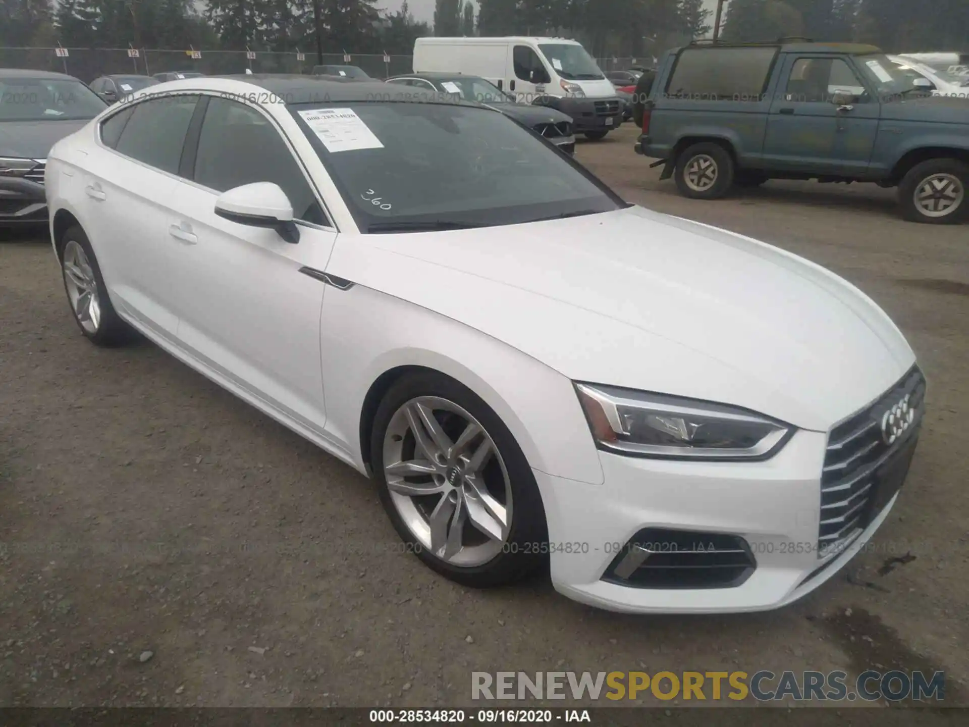 1 Фотография поврежденного автомобиля WAUANCF5XKA054989 AUDI A5 SPORTBACK 2019