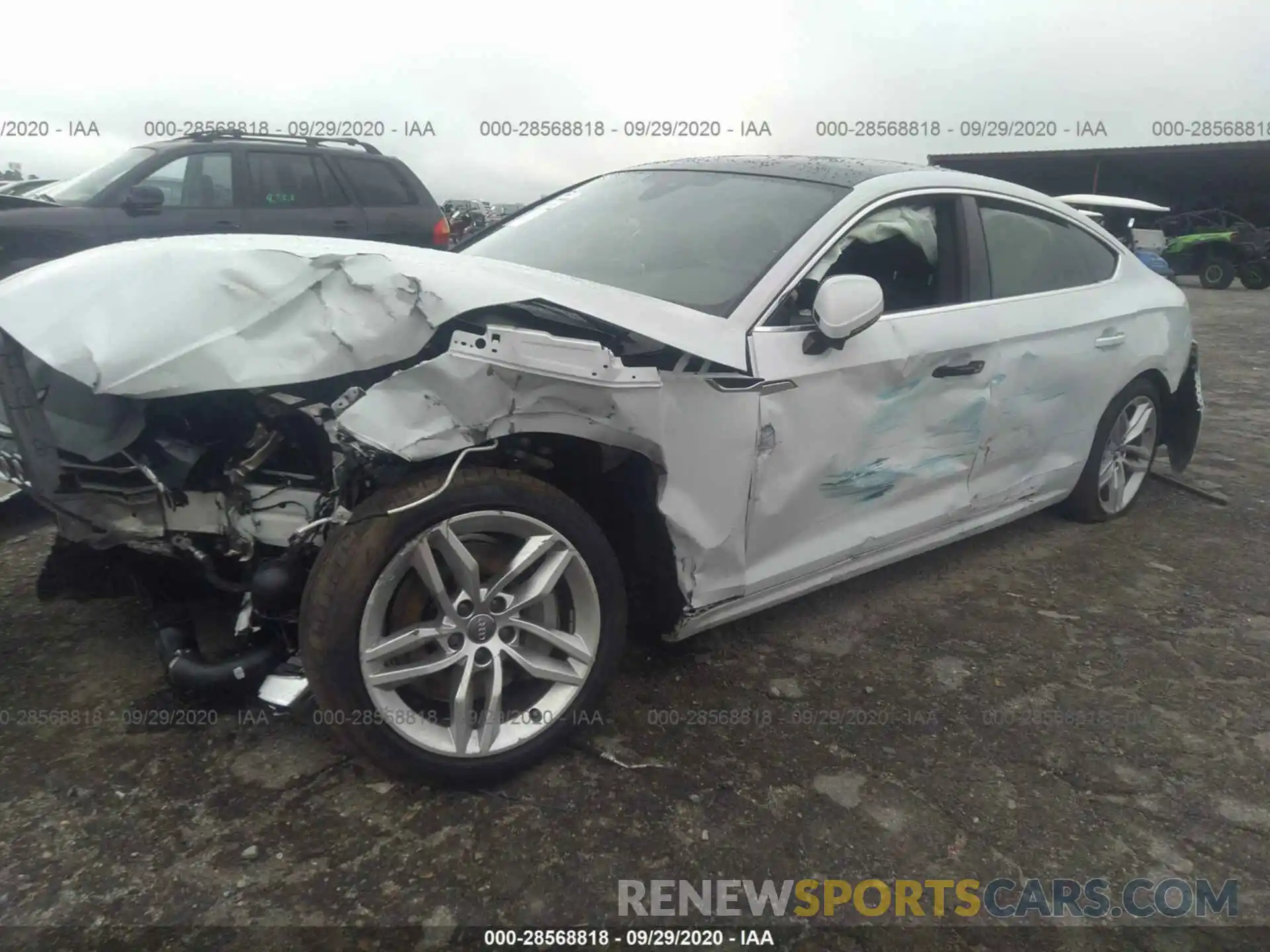 2 Photograph of a damaged car WAUBNCF50KA098987 AUDI A5 SPORTBACK 2019