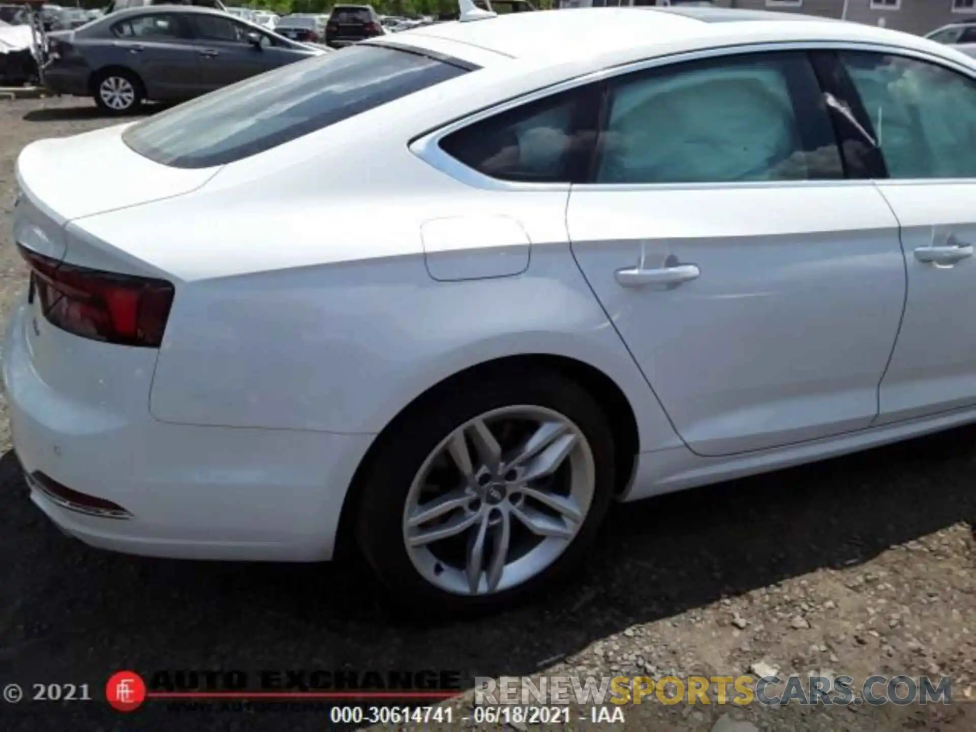 5 Photograph of a damaged car WAUBNCF56KA006491 AUDI A5 SPORTBACK 2019