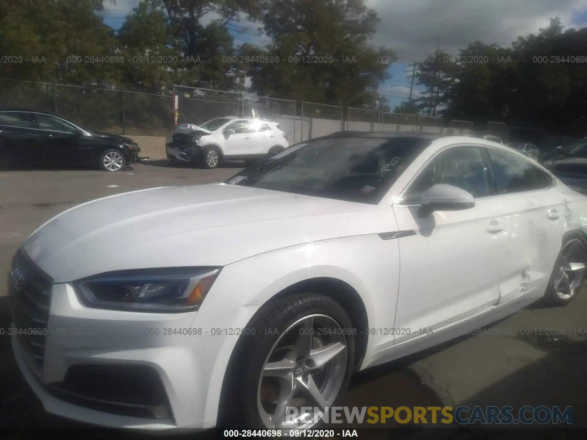 2 Photograph of a damaged car WAUDNCF51KA068907 AUDI A5 SPORTBACK 2019