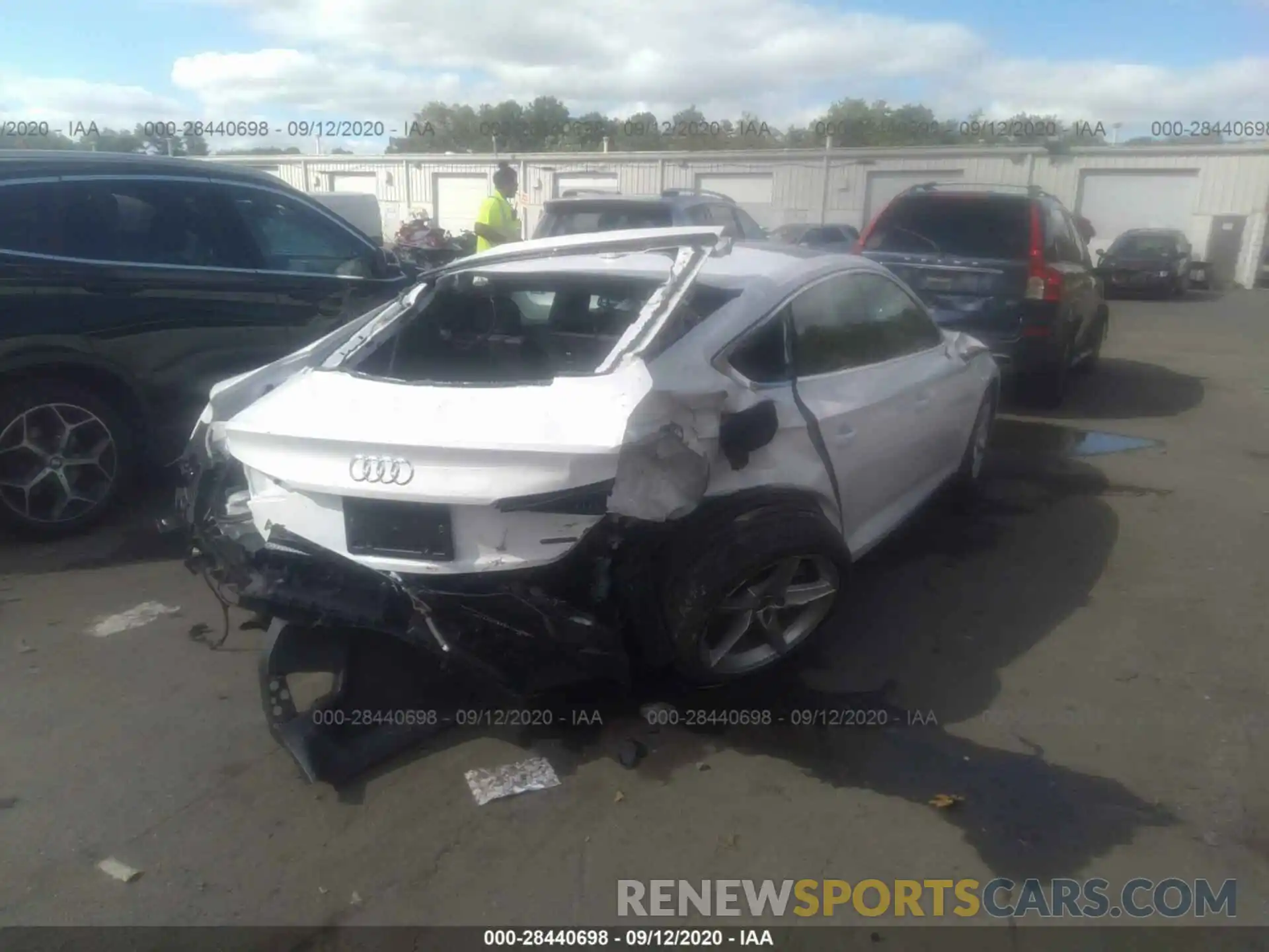 4 Photograph of a damaged car WAUDNCF51KA068907 AUDI A5 SPORTBACK 2019