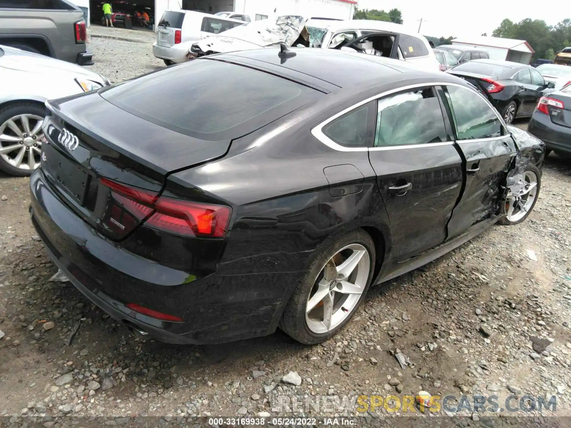 4 Фотография поврежденного автомобиля WAUDNCF52KA099003 AUDI A5 SPORTBACK 2019