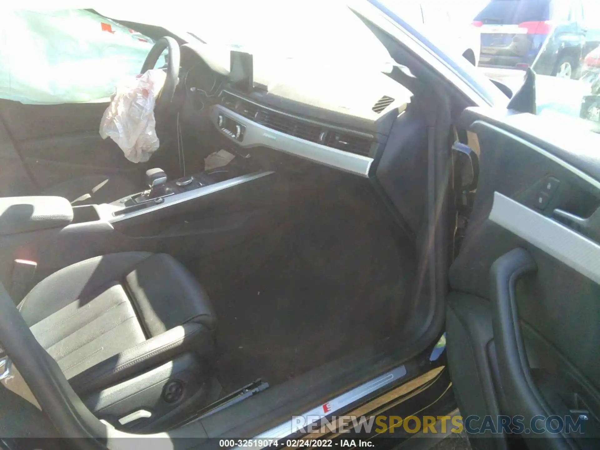 5 Photograph of a damaged car WAUDNCF55KA091896 AUDI A5 SPORTBACK 2019