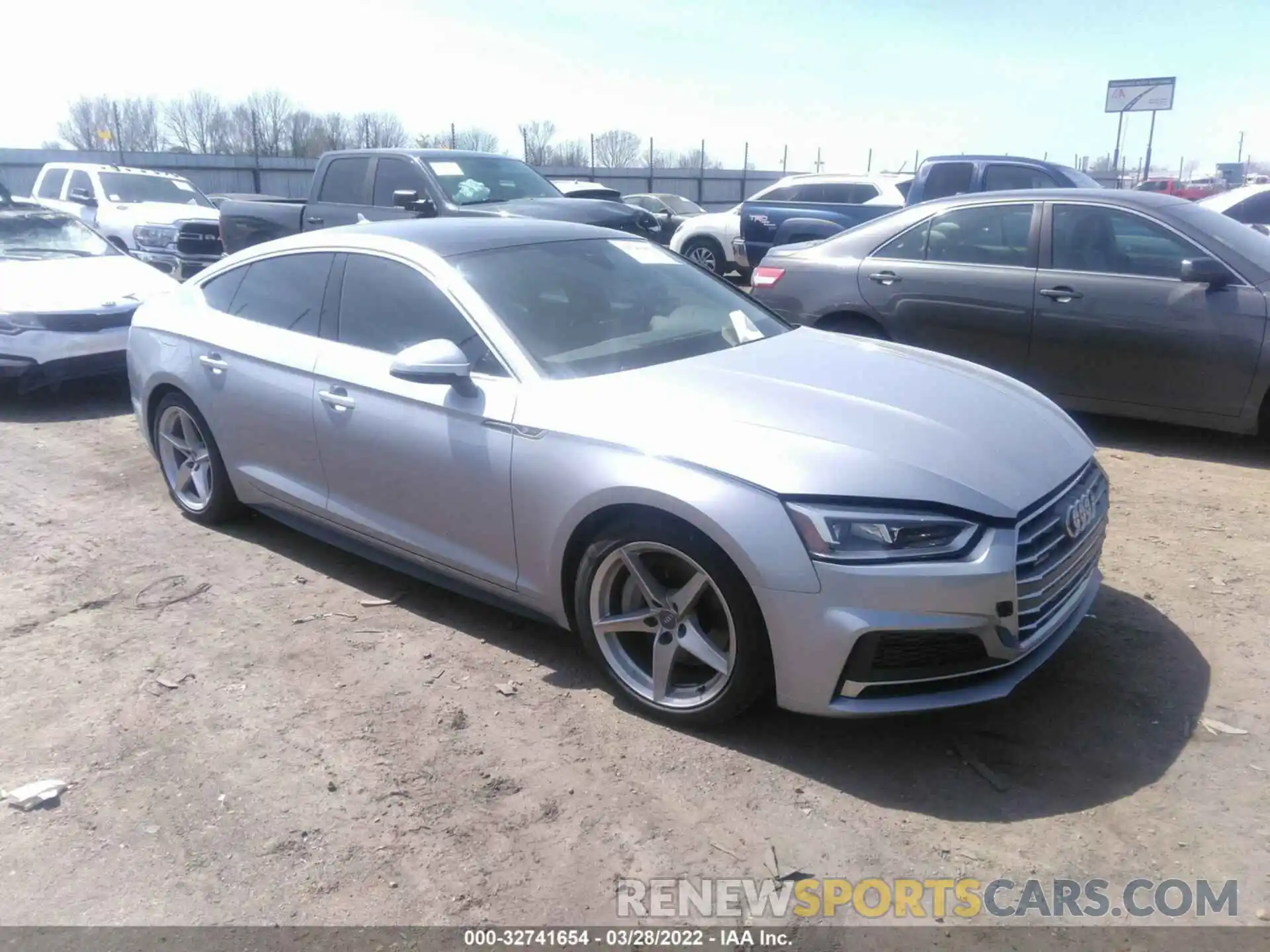 1 Photograph of a damaged car WAUDNCF57KA022014 AUDI A5 SPORTBACK 2019