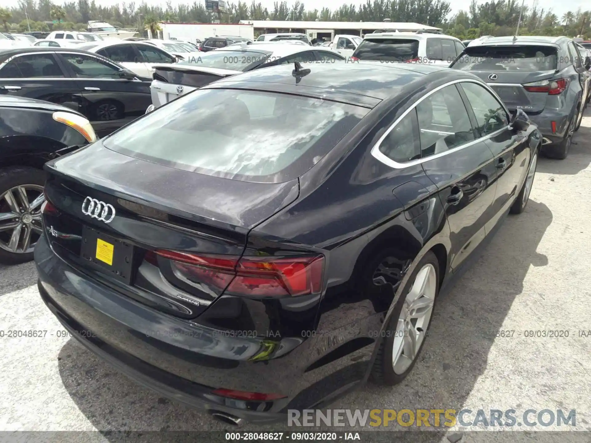 4 Фотография поврежденного автомобиля WAUENCF55KA027460 AUDI A5 SPORTBACK 2019