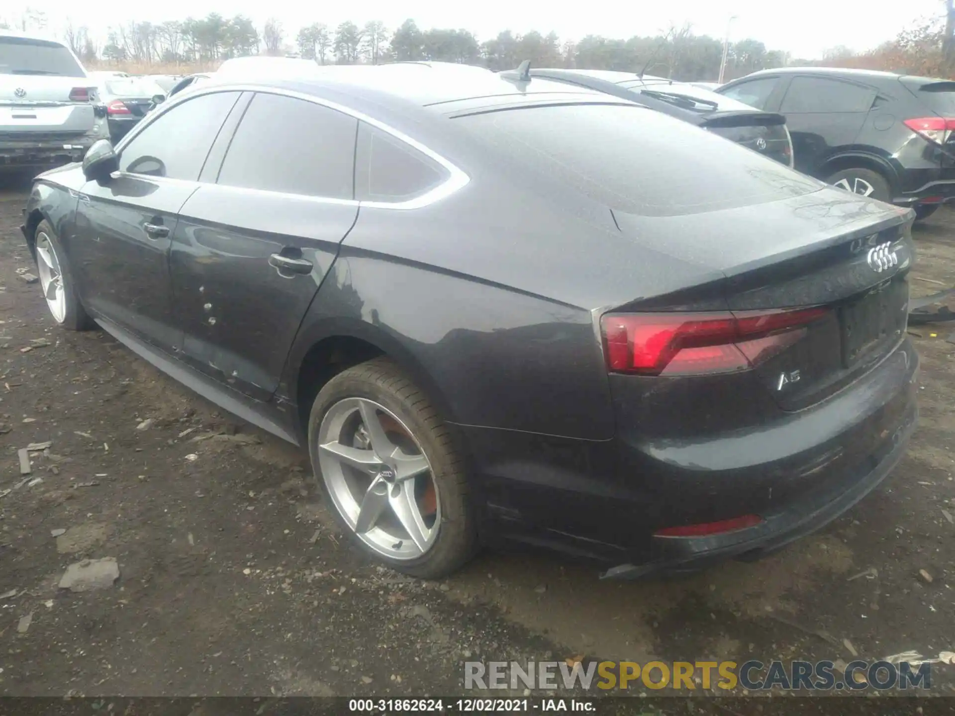 3 Фотография поврежденного автомобиля WAUENCF55KA093930 AUDI A5 SPORTBACK 2019