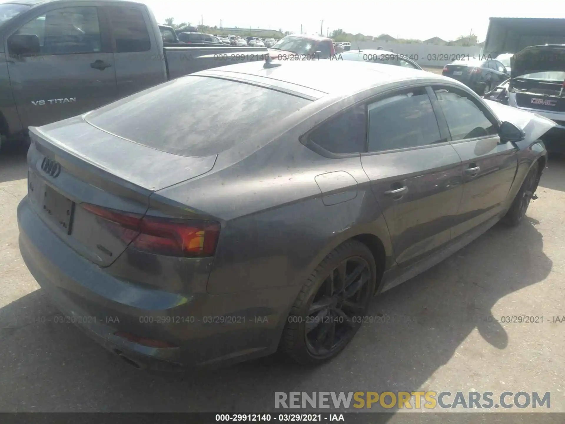 4 Photograph of a damaged car WAUENCF55KA094172 AUDI A5 SPORTBACK 2019