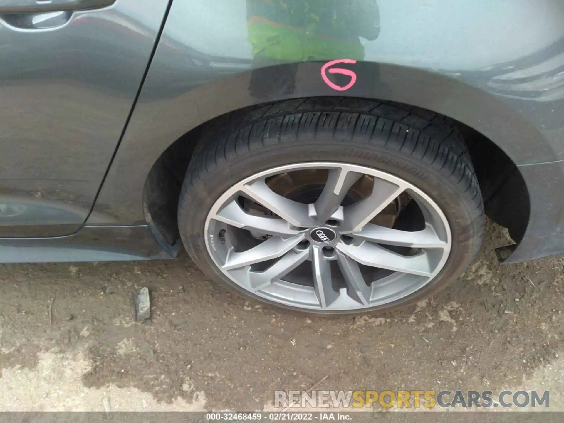 14 Photograph of a damaged car WAUENCF56KA021148 AUDI A5 SPORTBACK 2019