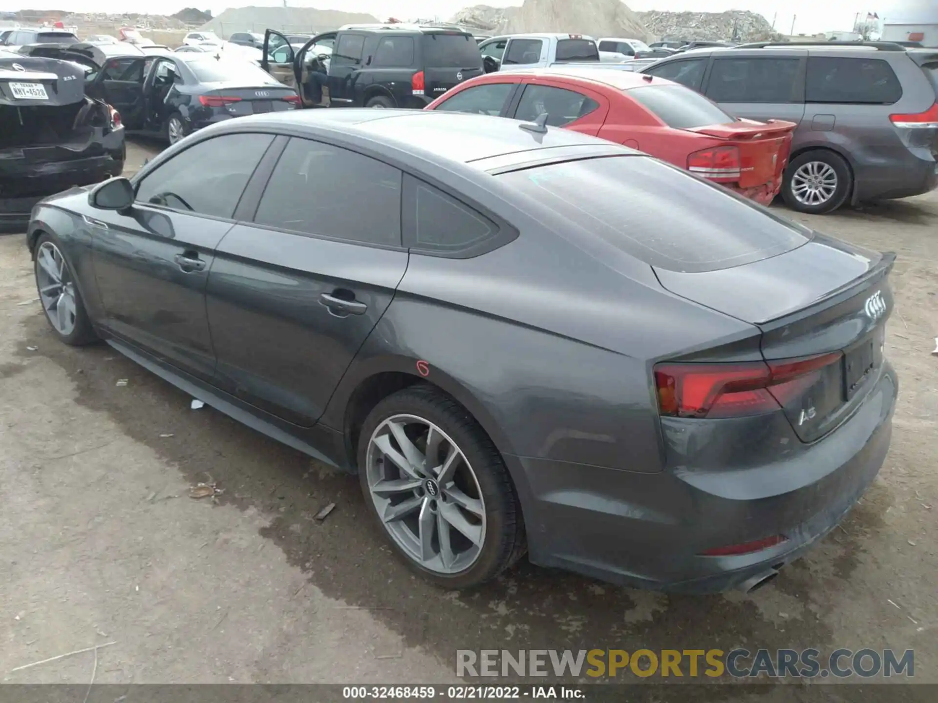 3 Фотография поврежденного автомобиля WAUENCF56KA021148 AUDI A5 SPORTBACK 2019