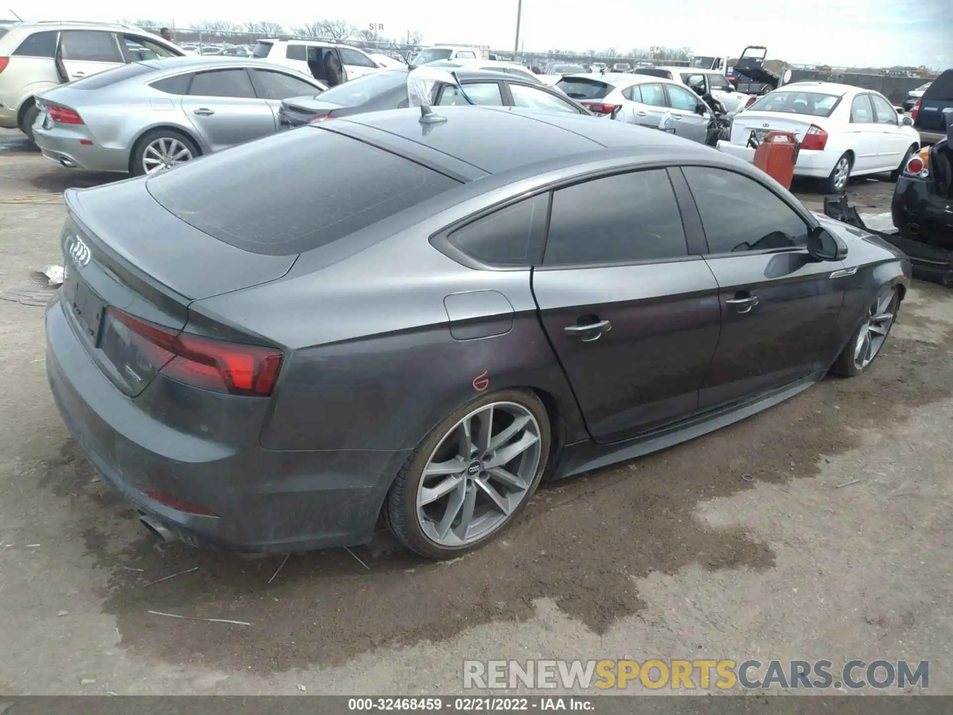 4 Фотография поврежденного автомобиля WAUENCF56KA021148 AUDI A5 SPORTBACK 2019