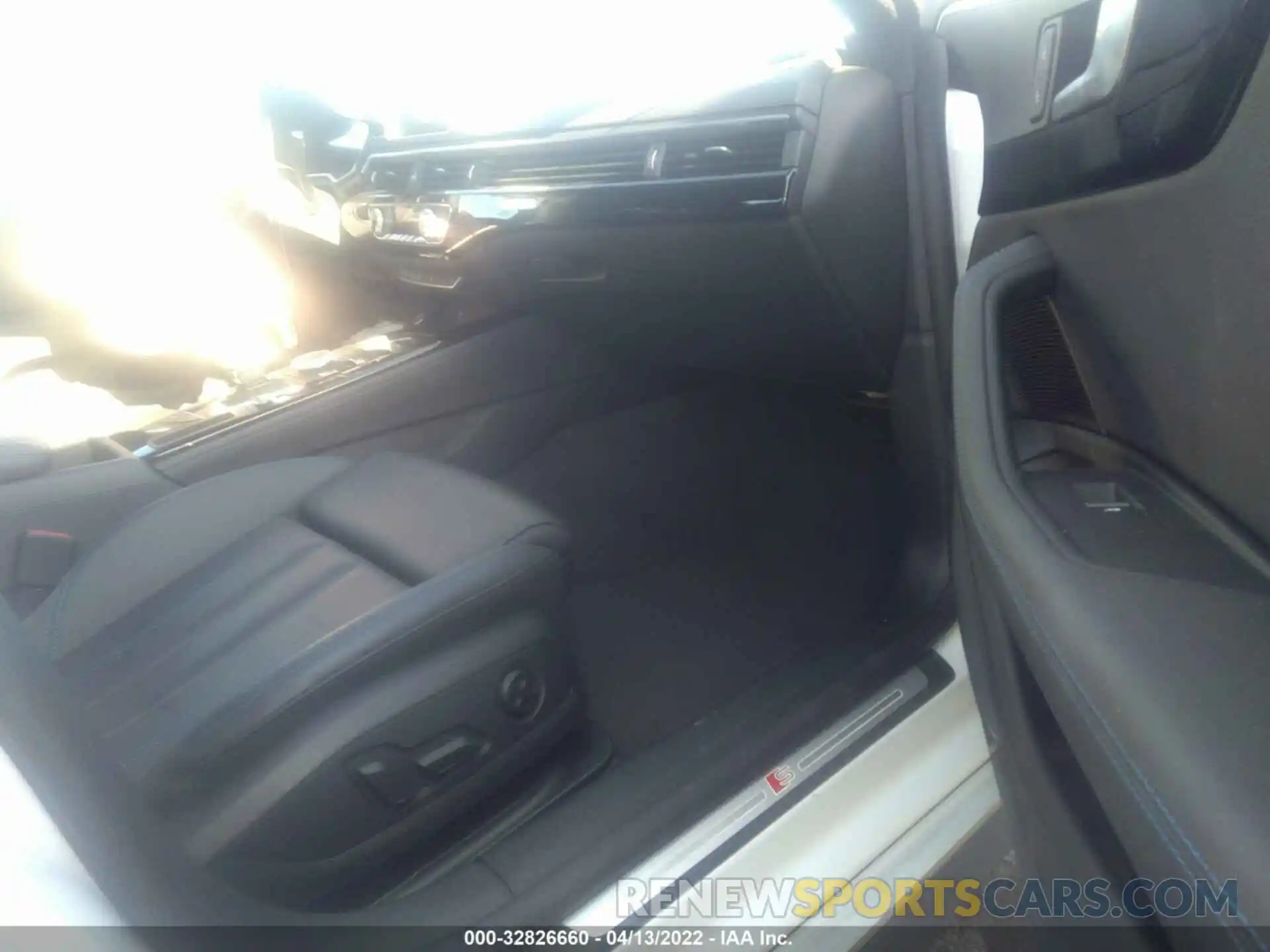 5 Photograph of a damaged car WAUENCF57KA026620 AUDI A5 SPORTBACK 2019