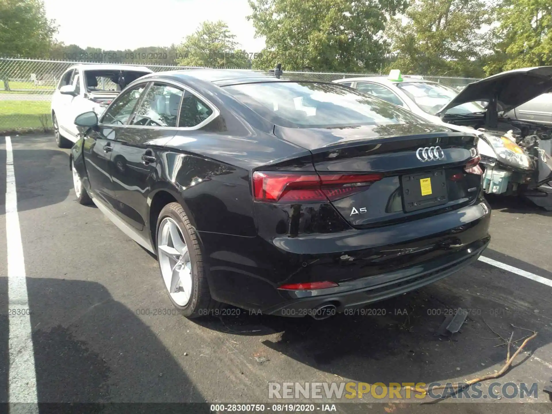 3 Photograph of a damaged car WAUENCF57KA036788 AUDI A5 SPORTBACK 2019