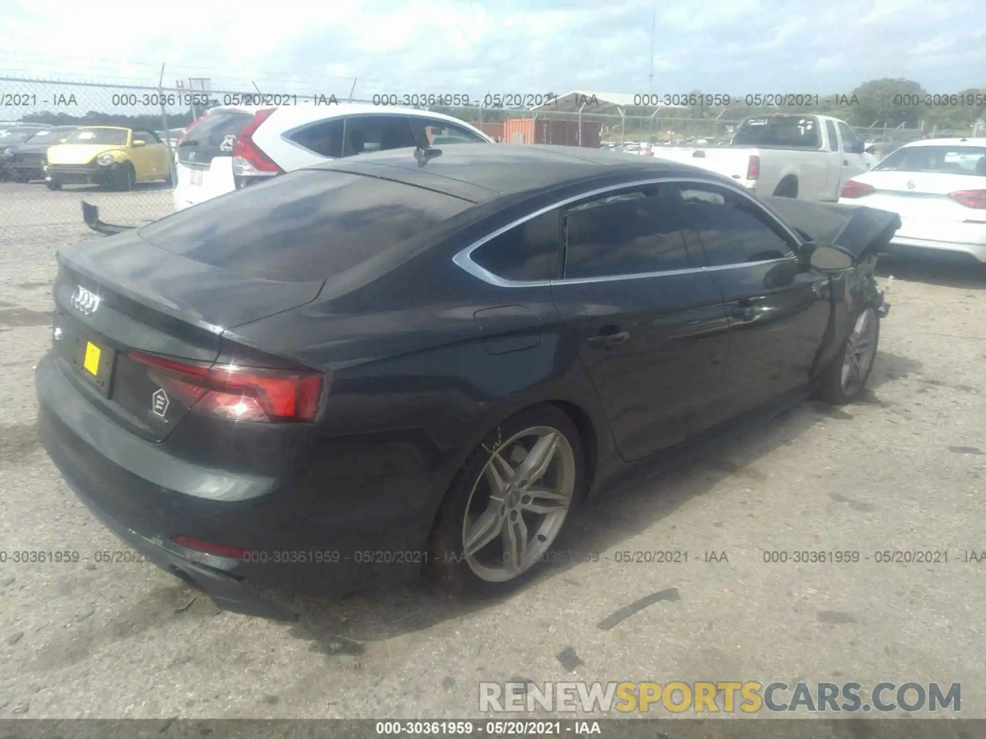 4 Photograph of a damaged car WAUENCF58KA023841 AUDI A5 SPORTBACK 2019