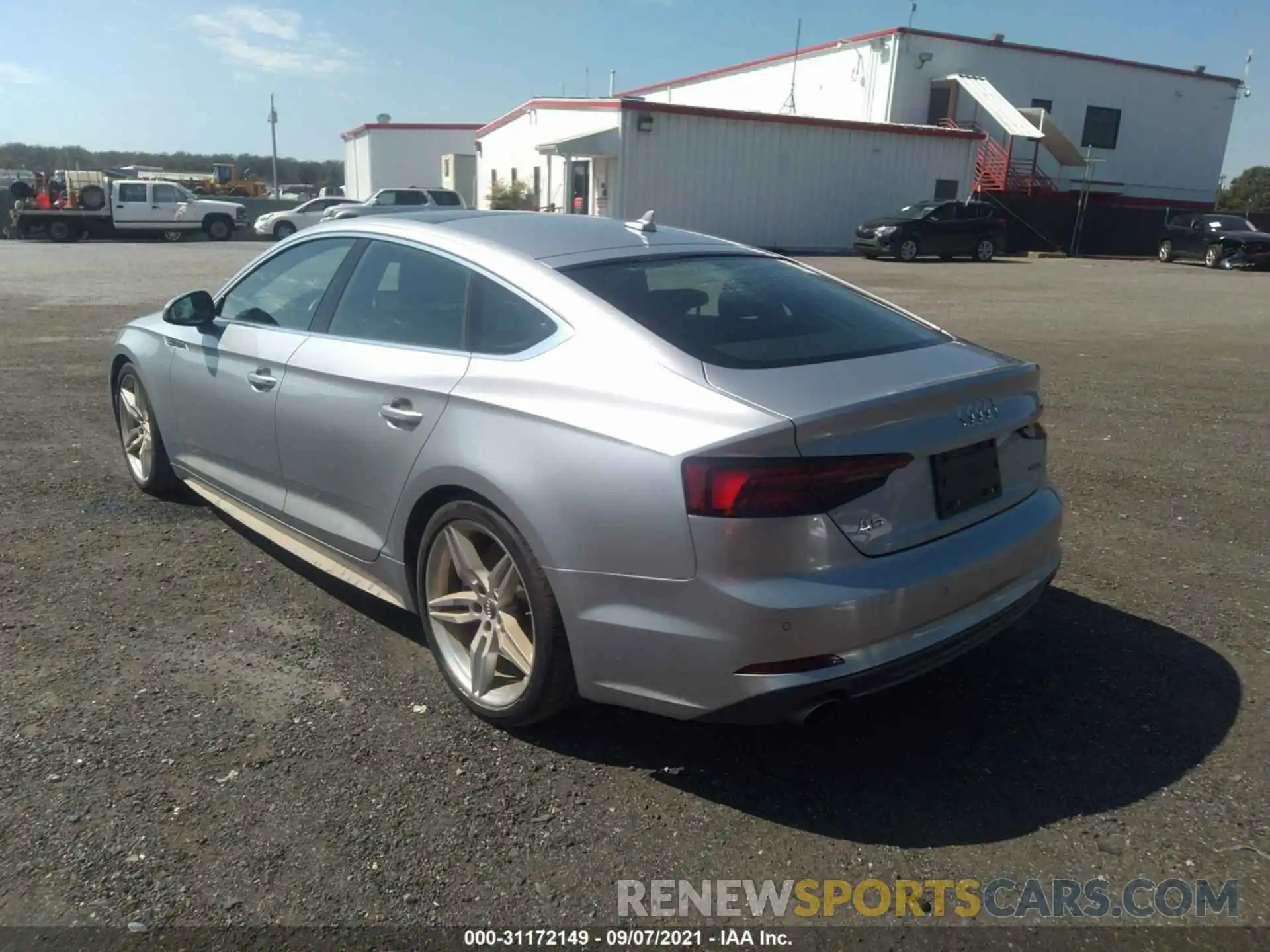 3 Photograph of a damaged car WAUENCF58KA023922 AUDI A5 SPORTBACK 2019