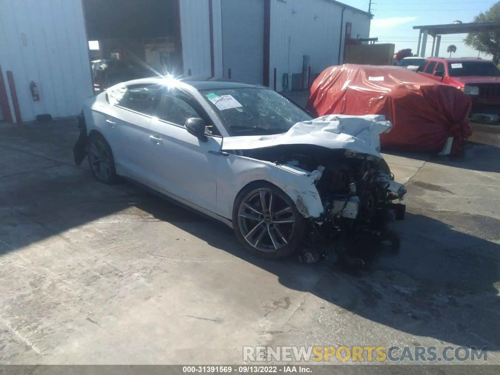 1 Photograph of a damaged car WAUFNCF56KA028105 AUDI A5 SPORTBACK 2019