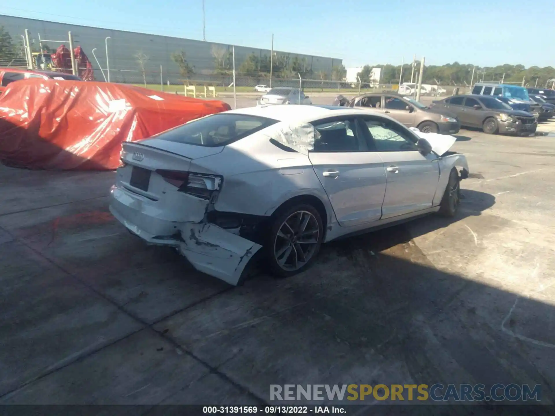 4 Photograph of a damaged car WAUFNCF56KA028105 AUDI A5 SPORTBACK 2019