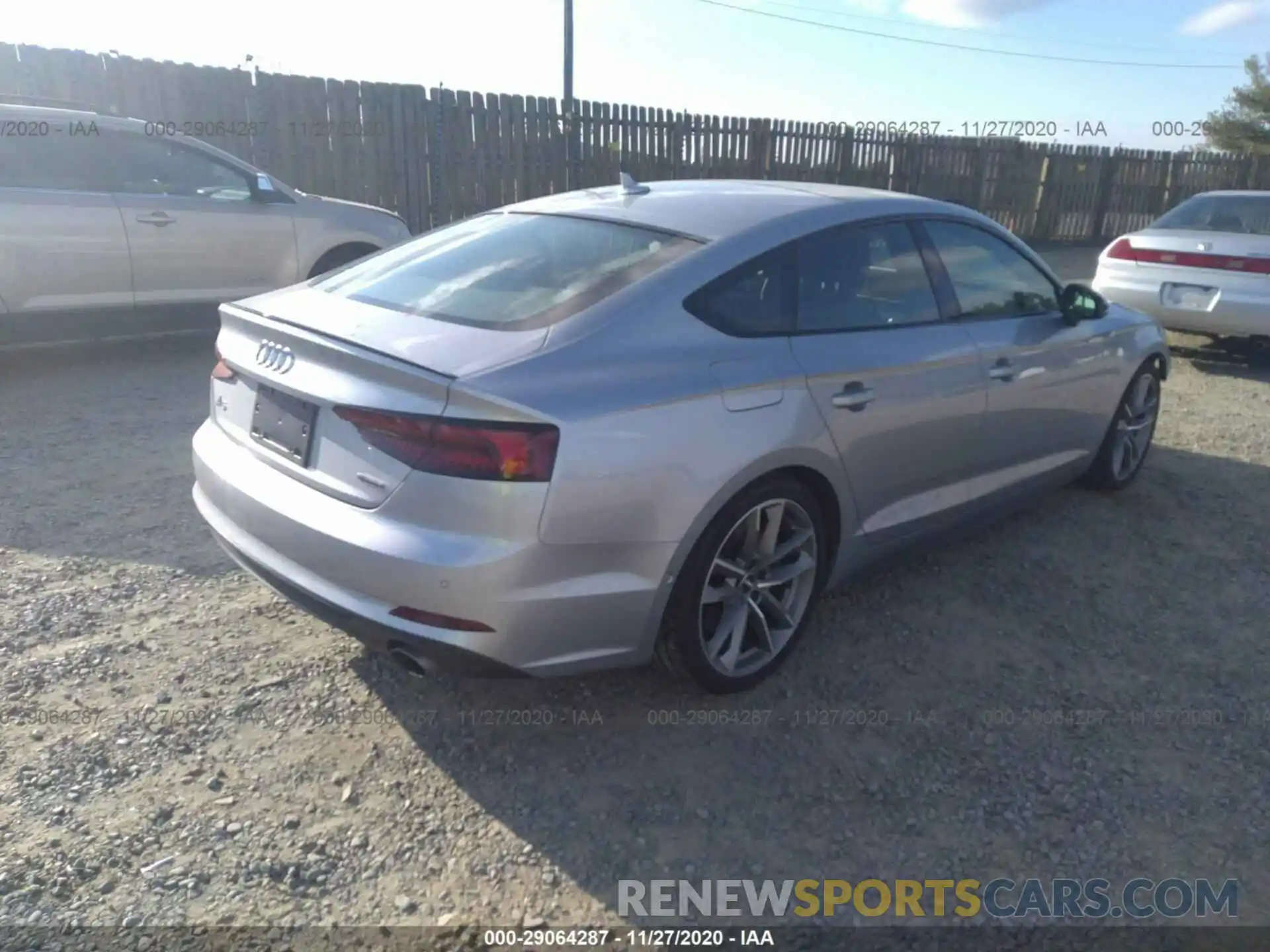 4 Photograph of a damaged car WAUFNCF58KA008194 AUDI A5 SPORTBACK 2019