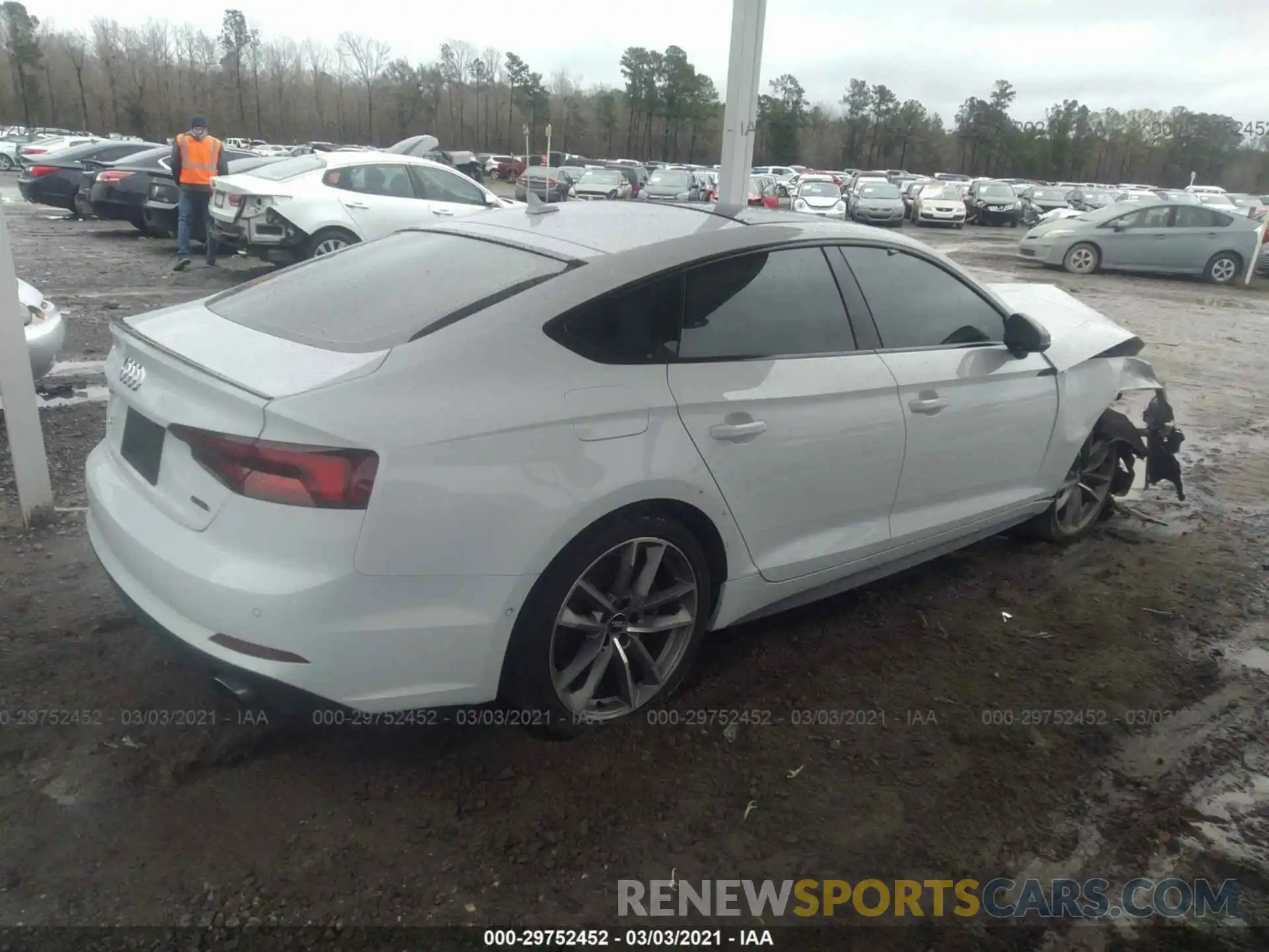 4 Photograph of a damaged car WAUFNCF5XKA025904 AUDI A5 SPORTBACK 2019