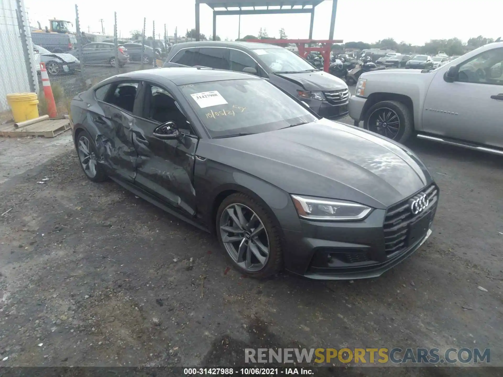 1 Photograph of a damaged car WAUFNDF58KA077005 AUDI A5 SPORTBACK 2019