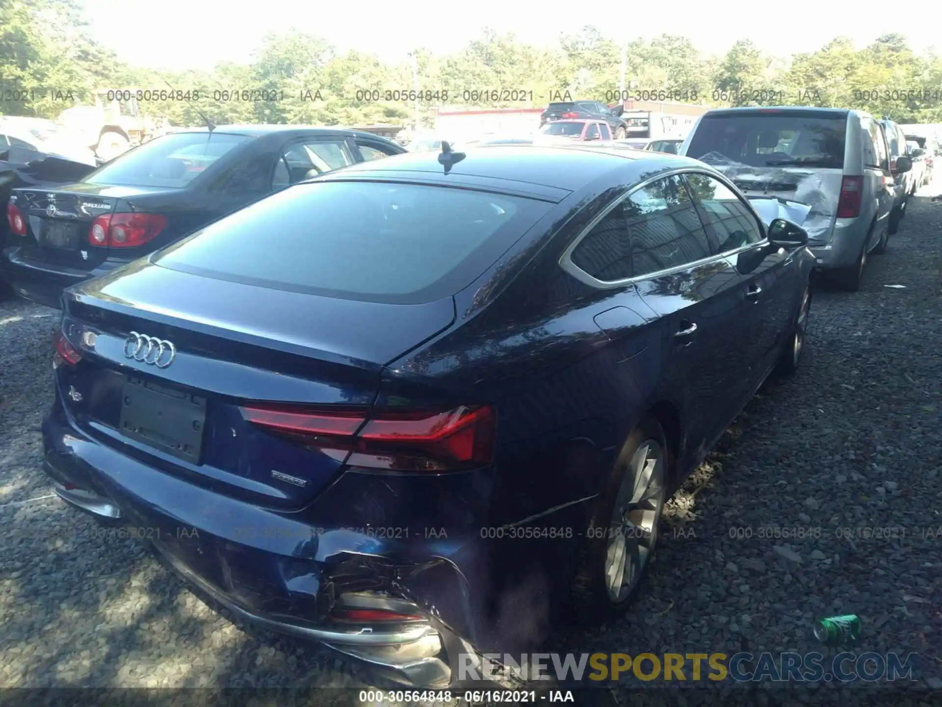 4 Photograph of a damaged car WAUANCF50LA003468 AUDI A5 SPORTBACK 2020