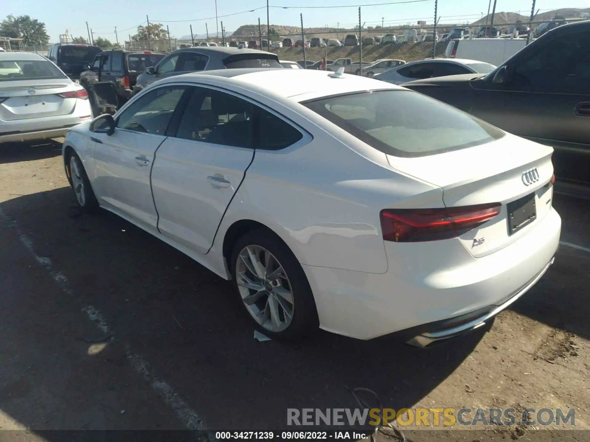 3 Photograph of a damaged car WAUANCF50LA005950 AUDI A5 SPORTBACK 2020