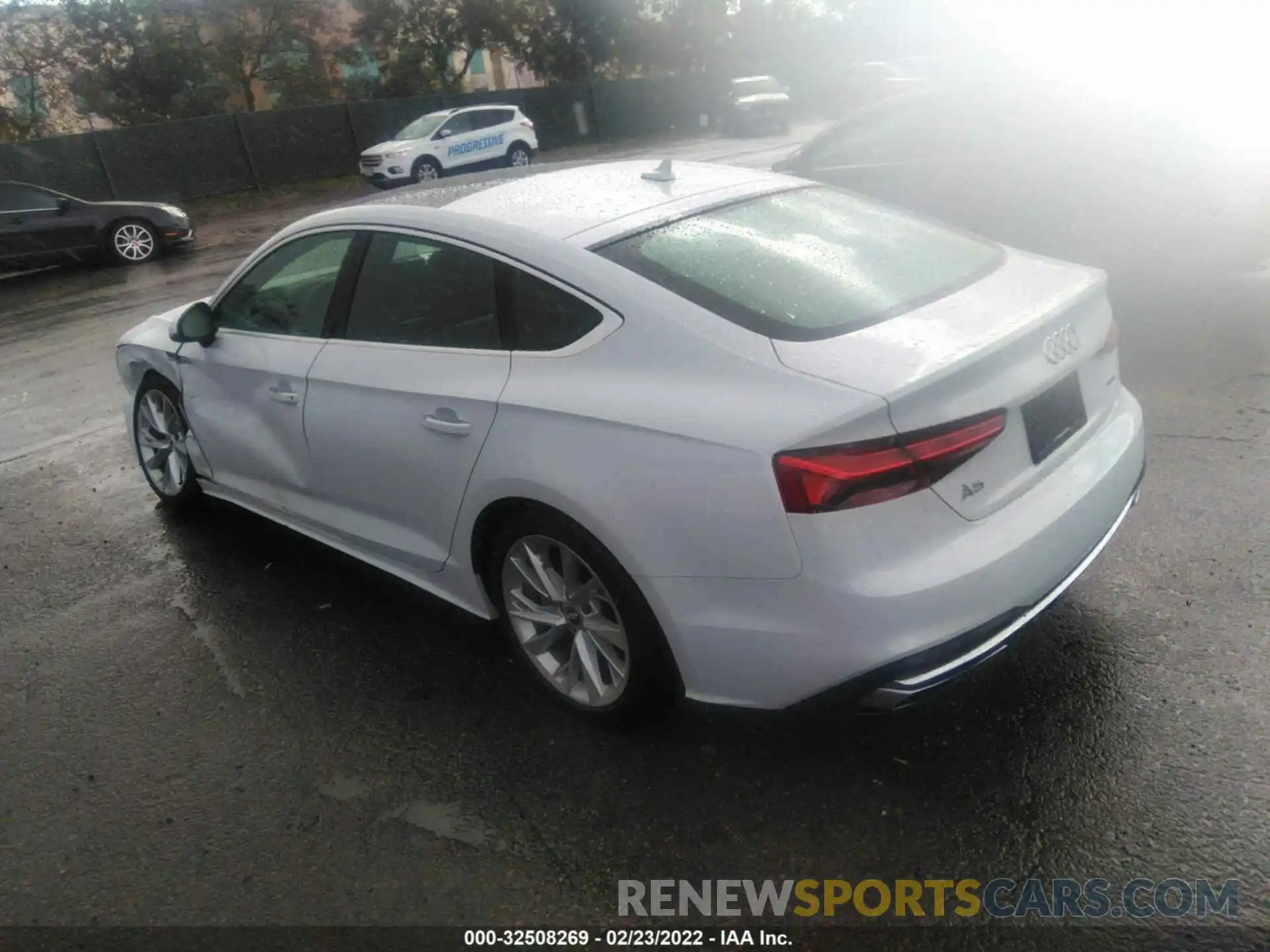 3 Photograph of a damaged car WAUANCF51LA004094 AUDI A5 SPORTBACK 2020