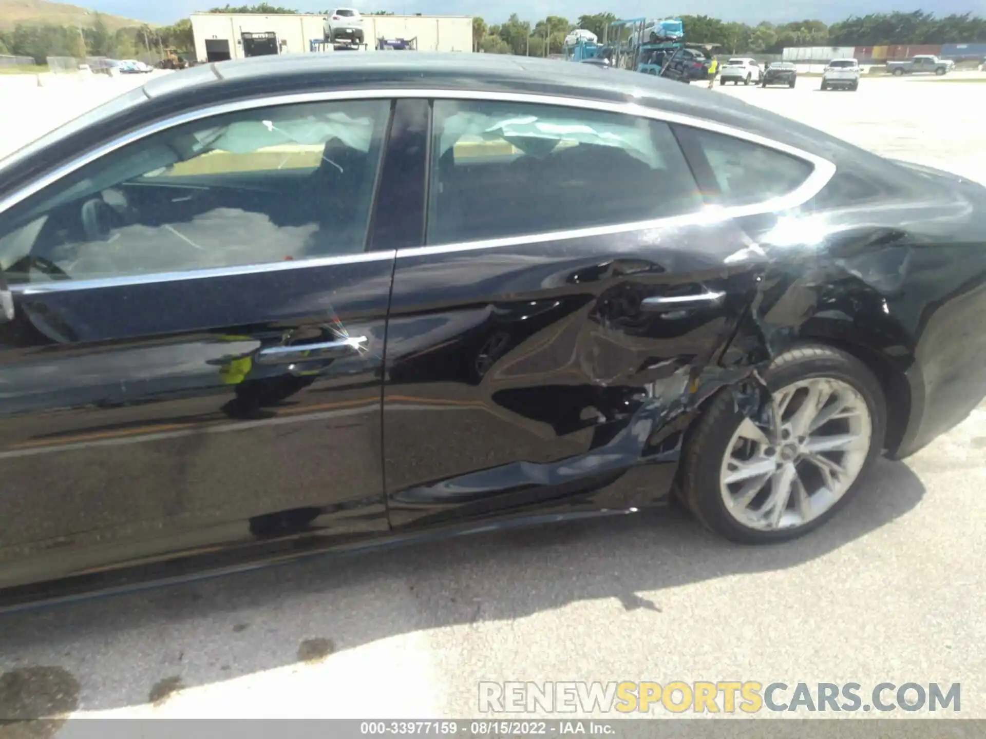 6 Photograph of a damaged car WAUANCF52LA004749 AUDI A5 SPORTBACK 2020